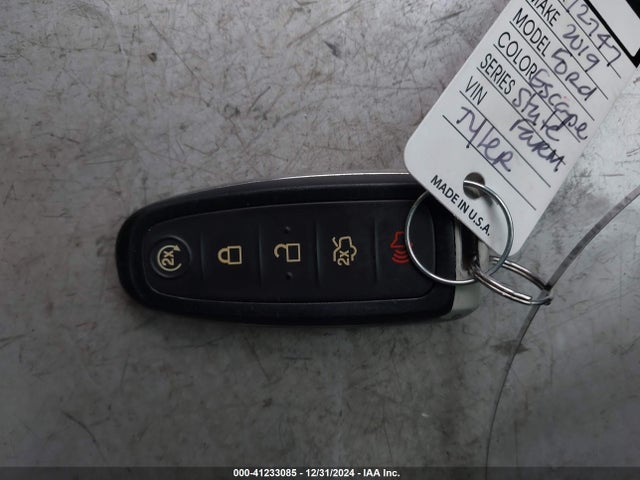 Ford ESCAPE SE 2019 1FMCU0GD7KUC25629 Image 11