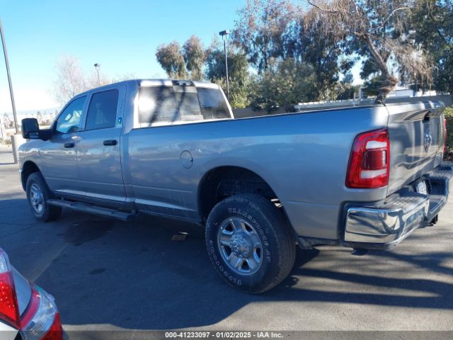 3C6UR5HL6RG189322 RAM 2500 Tradesman  4x4 8' Box