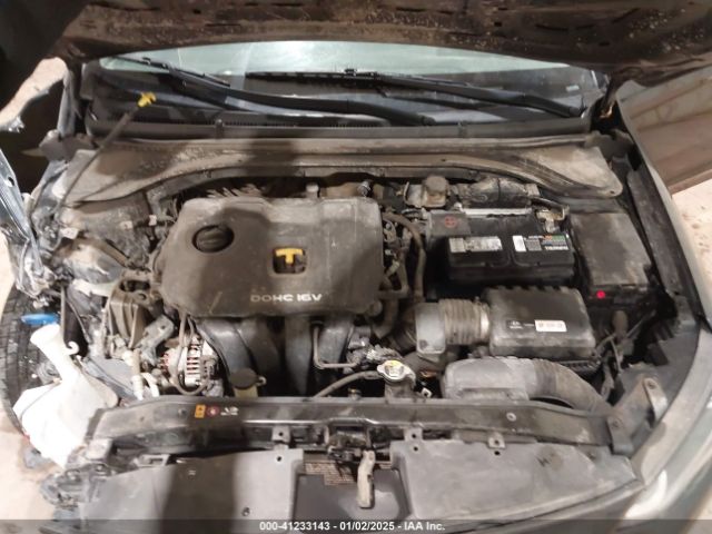 5NPD74LF7JH355790 Hyundai ELANTRA SE