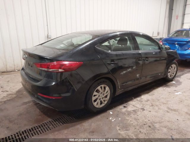 5NPD74LF7JH355790 Hyundai ELANTRA SE