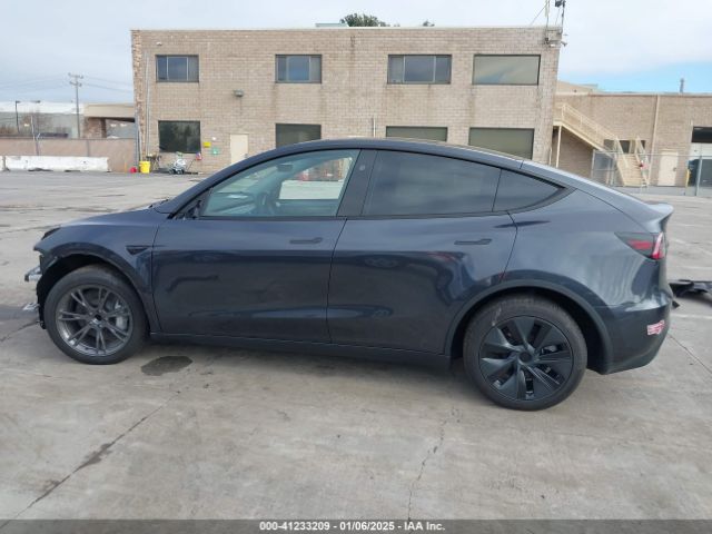 7SAYGDED7RF199907 Tesla Model Y Long Range Dual Motor All-wheel Drive/rwd