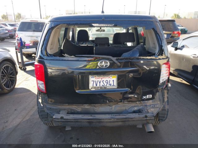 JTLZE4FE1FJ071878 Scion XB