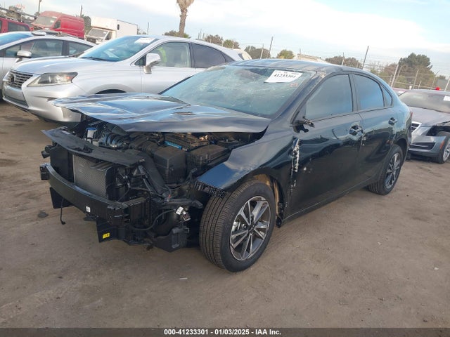 3KPF24AD0RE801500 KIA Forte Lxs