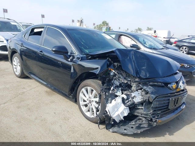 Toyota CAMRY LE 2024 4T1C11AK8RU877093 Image 1