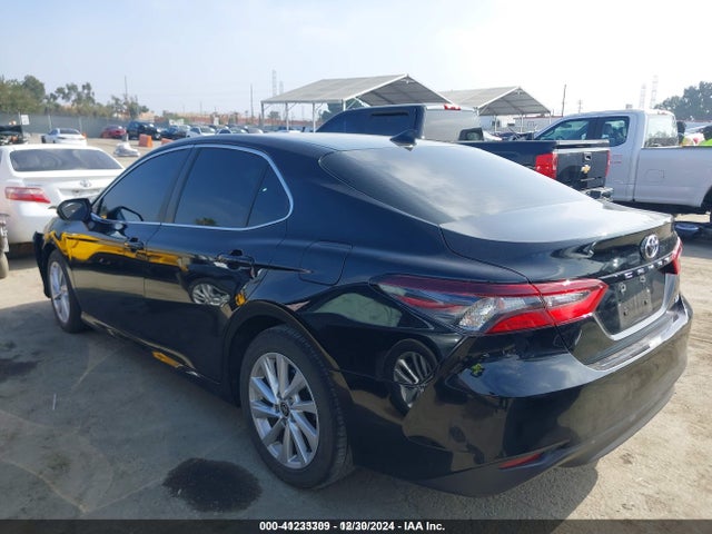 Toyota CAMRY LE 2024 4T1C11AK8RU877093 Image 3