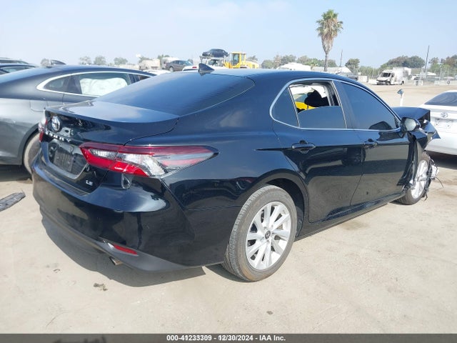 Toyota CAMRY LE 2024 4T1C11AK8RU877093 Image 4