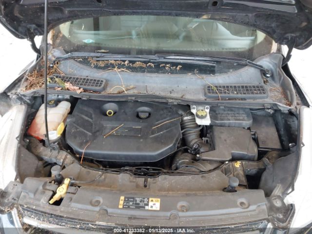 1FMCU9J99FUA92788 Ford Escape Titanium