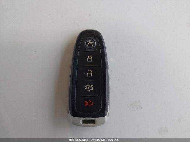 1FMCU9J99FUA92788 Ford Escape Titanium