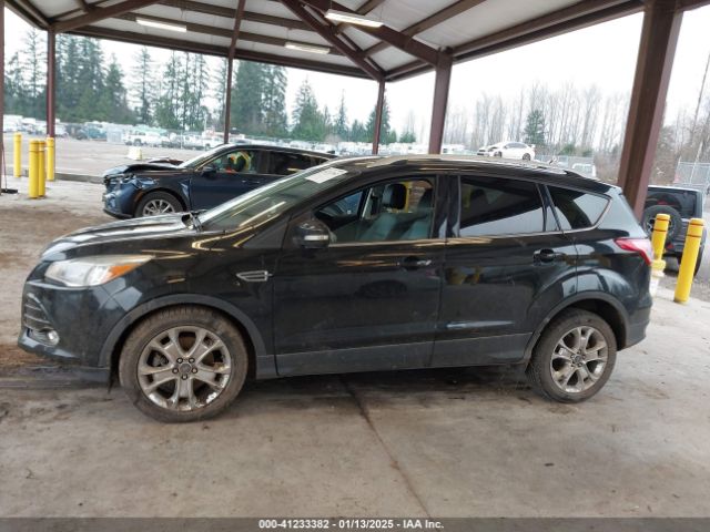 1FMCU9J99FUA92788 Ford Escape Titanium