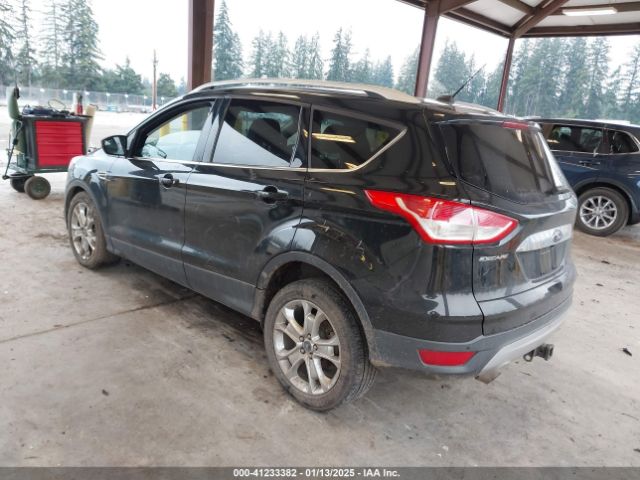1FMCU9J99FUA92788 Ford Escape Titanium