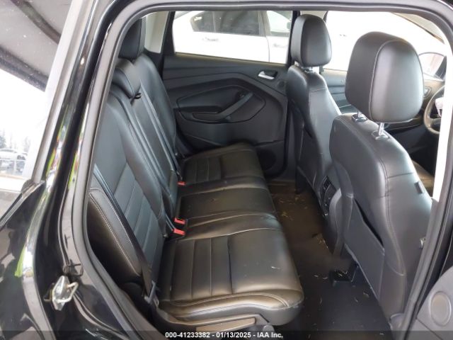 1FMCU9J99FUA92788 Ford Escape Titanium
