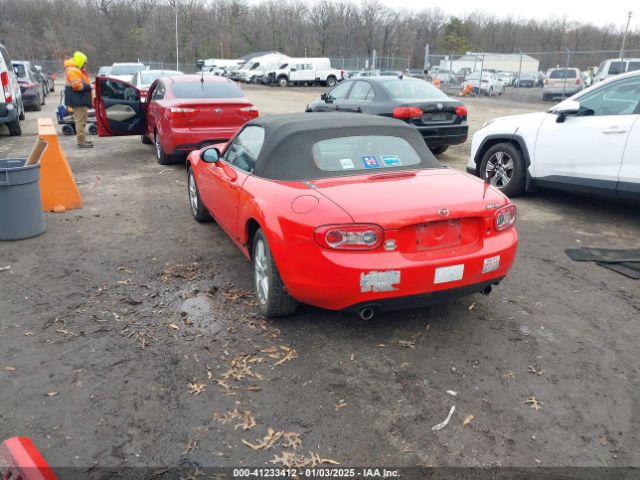 2011 MAZDA MX-5 MIATA JM1NC2JF7B0214952 Photo 2
