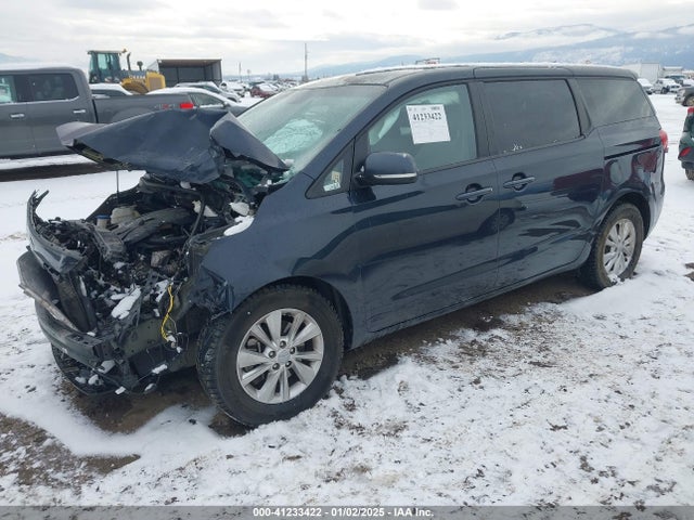 KIA Sedona 2017 KNDMB5C12H6236378 Image 2