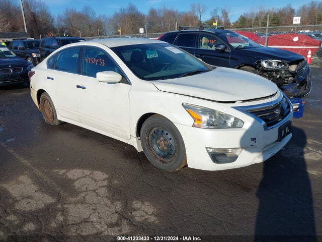 Nissan Altima 2.5 S 2015 1N4AL3AP9FC583111 Image 1