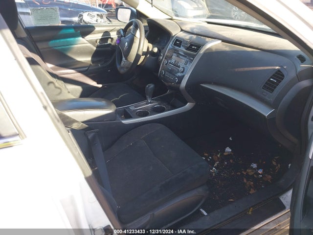 Nissan Altima 2.5 S 2015 1N4AL3AP9FC583111 Image 5