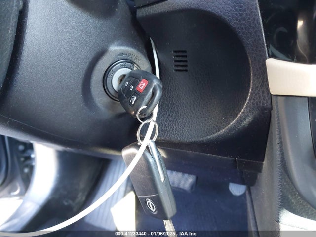 Toyota COROLLA LE 2016 5YFBURHE9GP475583 Image 11