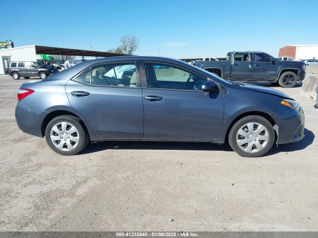 Toyota COROLLA LE 2016 5YFBURHE9GP475583 Image 13