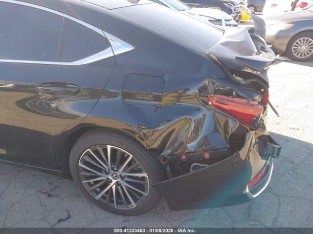 58ADA1C15RU044241 Lexus ES 300H