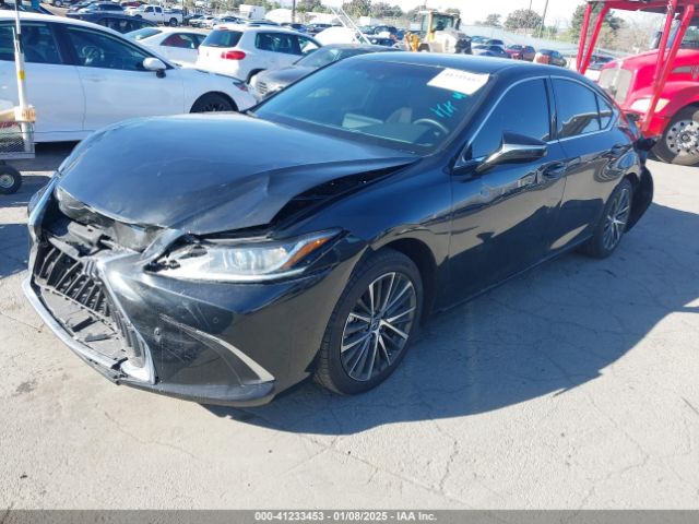 58ADA1C15RU044241 Lexus ES 300H