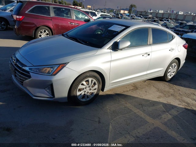 Hyundai ELANTRA SE 2020 5NPD74LF6LH529366 Image 2