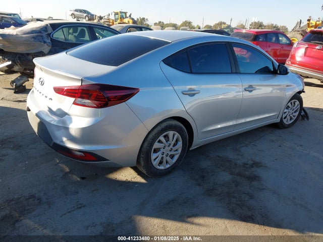 Hyundai ELANTRA SE 2020 5NPD74LF6LH529366 Image 4