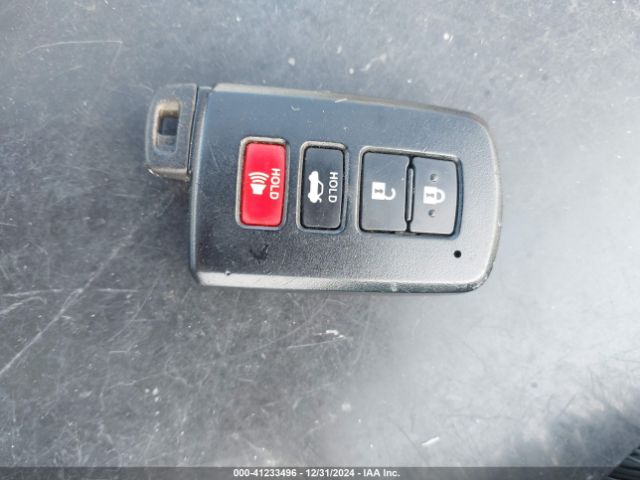 2T1BURHE1JC112301 Toyota Corolla Xse