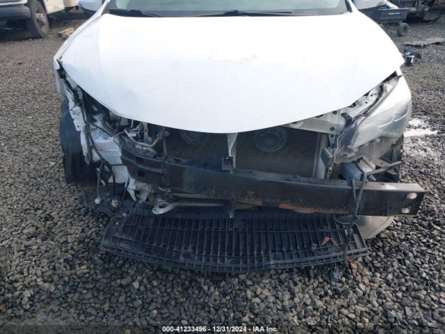2T1BURHE1JC112301 Toyota Corolla Xse