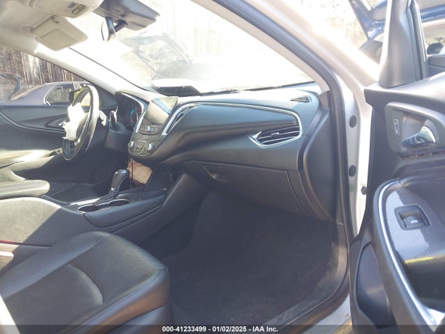 Chevrolet MALIBU LT 2018 1G1ZD5ST0JF140962 Image 5