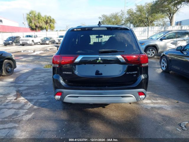JA4AD3A35KZ042109 Mitsubishi Outlander Se