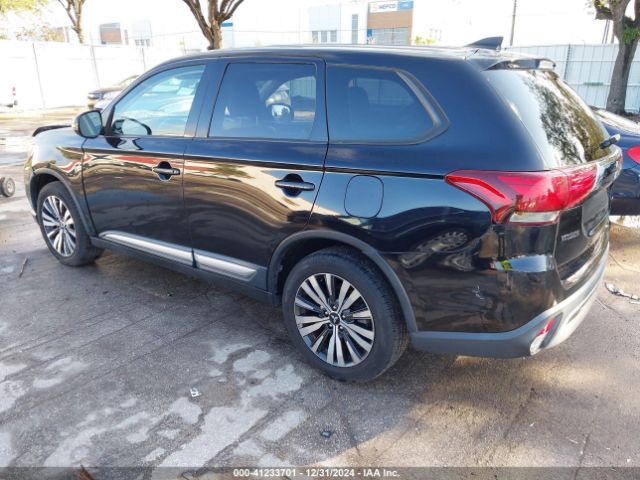 JA4AD3A35KZ042109 Mitsubishi Outlander Se