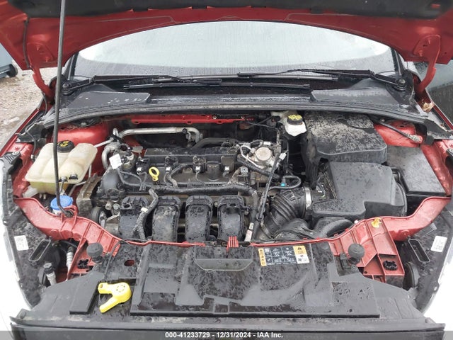 Ford FOCUS SE 2018 1FADP3K25JL252099 Image 10