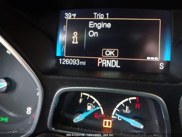 Ford FOCUS SE 2018 1FADP3K25JL252099 Image 15