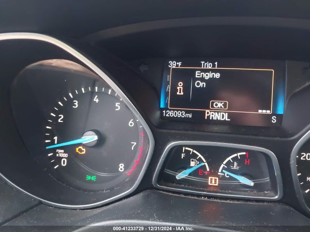 Ford FOCUS SE 2018 1FADP3K25JL252099 Image 7