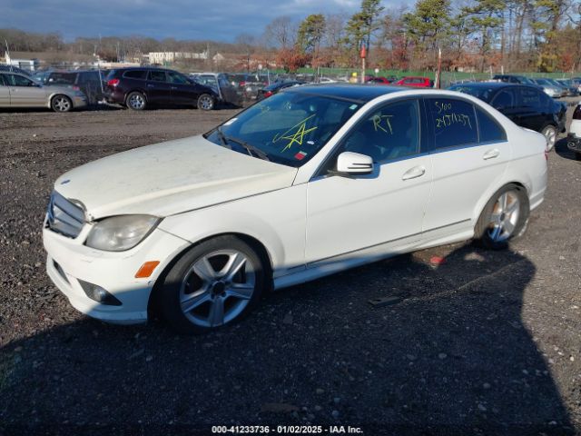 2010 MERCEDES-BENZ C-CLASS WDDGF8BB3AR105855 Photo 1