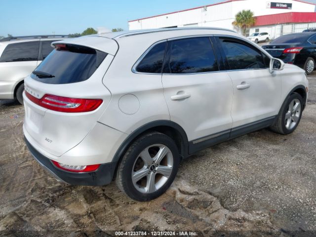 5LMCJ1C92HUL71698 Lincoln Mkc Premiere