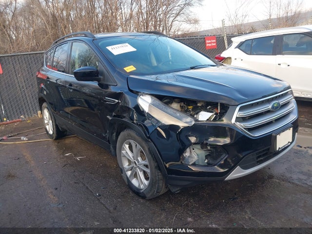 Ford ESCAPE SE 2017 1FMCU9G95HUE35784 Image 1