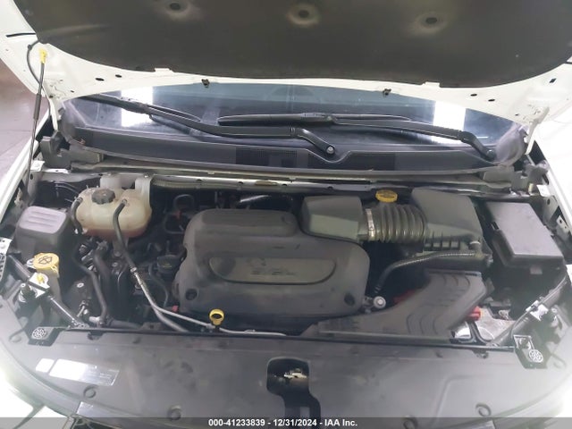 2C4RC1BG2NR234247 Chrysler Pacifica Touring L