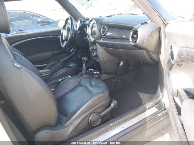 2013 MINI HARDTOP WMWSV3C59DT391671 Photo 4