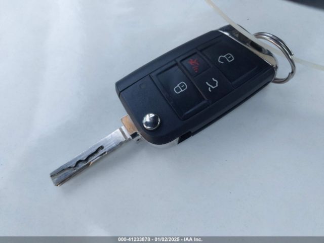 3VV1B7AX2MM051166 Volkswagen Tiguan 2.0t S