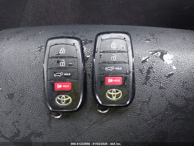 Toyota Corolla Cross Xle 2024 7MUDAABG5RV091023 Image 11