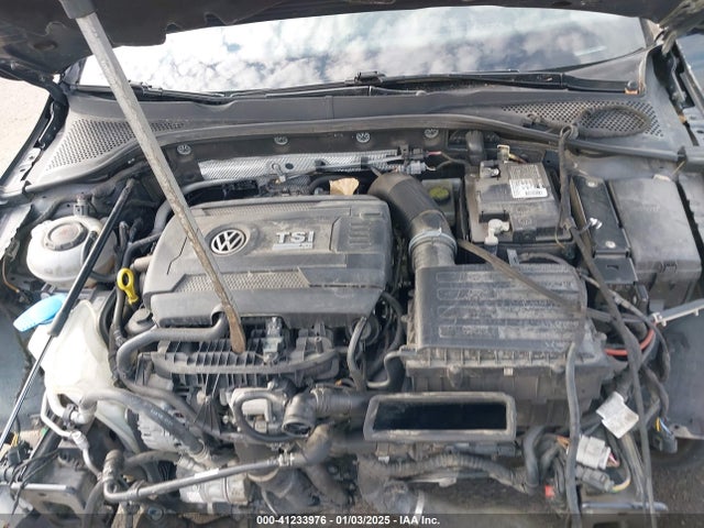 WVWWF7AU9JW219363 Volkswagen 2018