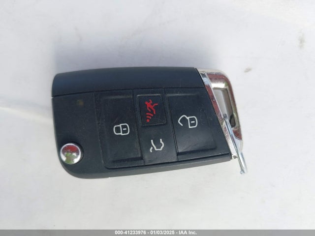 WVWWF7AU9JW219363 Volkswagen 2018