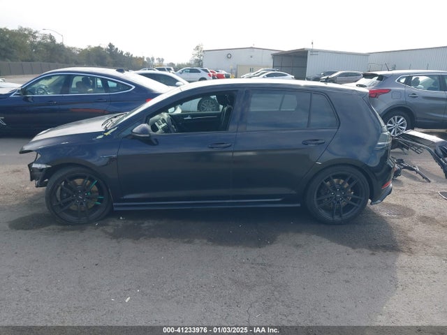 WVWWF7AU9JW219363 Volkswagen 2018