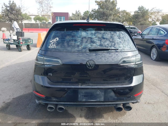 WVWWF7AU9JW219363 Volkswagen 2018