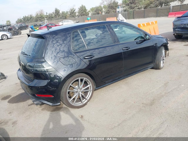 WVWWF7AU9JW219363 Volkswagen 2018