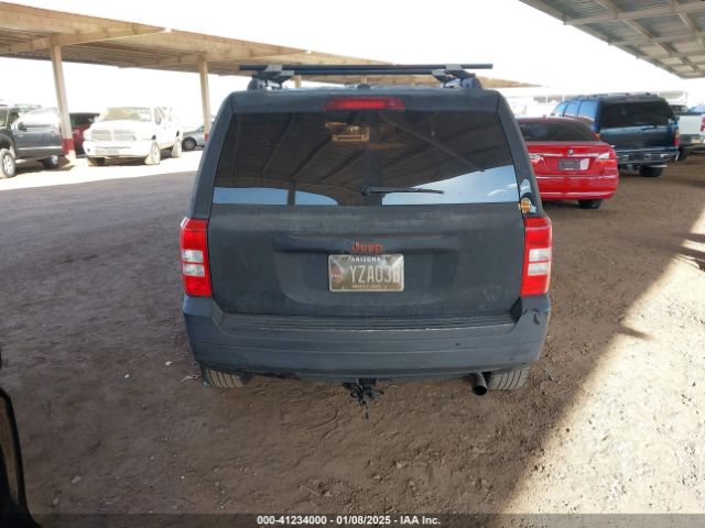 1C4NJPBB7HD157393 Jeep Patriot 75th Anniversary Edition Fwd