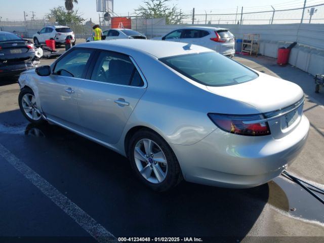 2011 SAAB 9-5 YS3GN4AR5B4005364 Photo 2