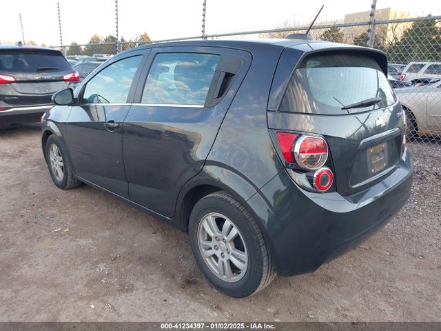 Chevrolet Sonic Lt Auto 2015 1G1JC6SG3F4138103 Image 3