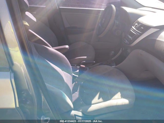 KMHCT4AE9GU011924 Hyundai ACCENT SE