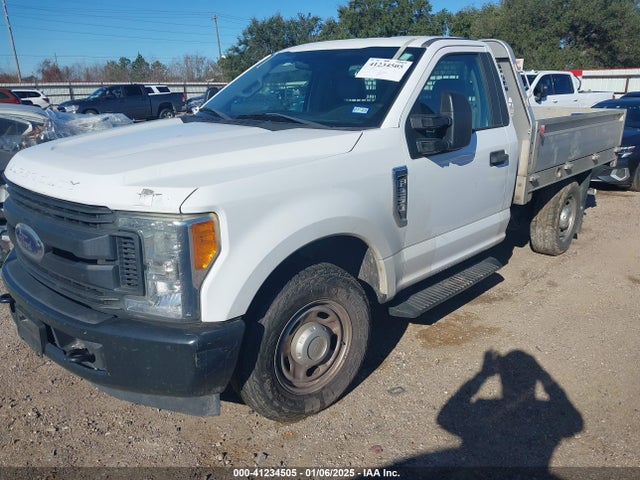 Ford F-250 Xl 2017 1FDBF2A67HEC86607 Image 2